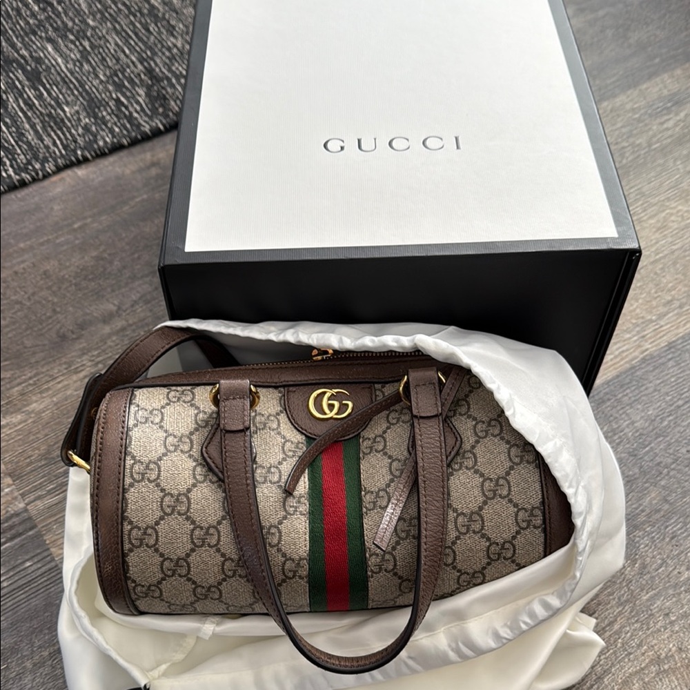 Gucci Brown Monogram Handbag - Picture 2 of 10